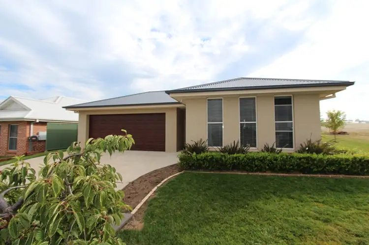 28 Marriott Avenue, Kelso NSW 2795