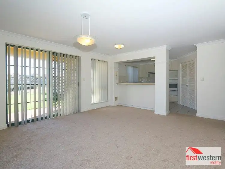 Sixth view of Homely townhouse listing, 8/20 Long Island Pass, Connolly WA 6027