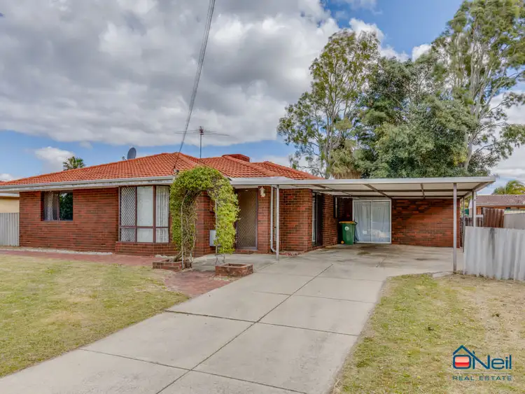 Second view of Homely house listing, 5 Redtingle Road, Camillo WA 6111