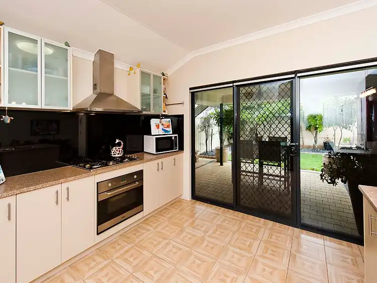 Fifth view of Homely house listing, 10 Fullman Turn, Baldivis WA 6171