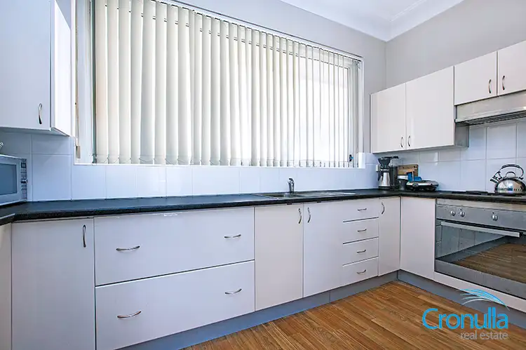 Third view of Homely apartment listing, 6/66 Croydon Street, Cronulla NSW 2230