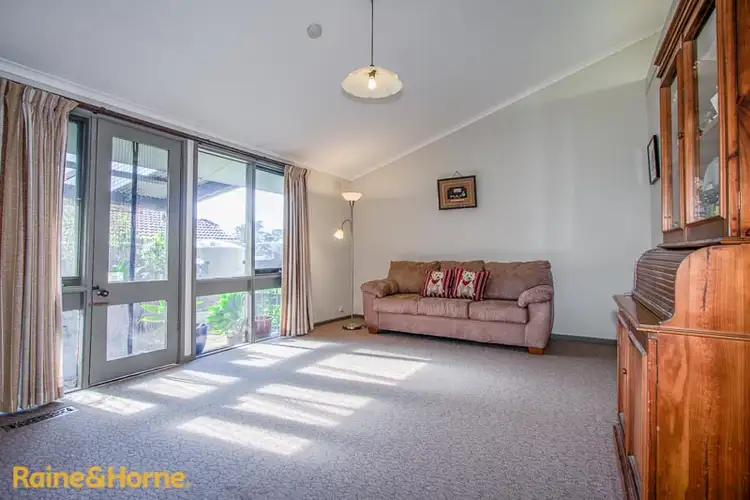 Fifth view of Homely house listing, 3 Perceval Street, Sunbury VIC 3429