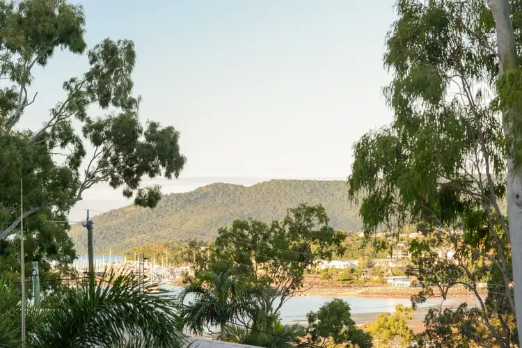 Fifth view of Homely house listing, 10 Beth Court, Cannonvale QLD 4802