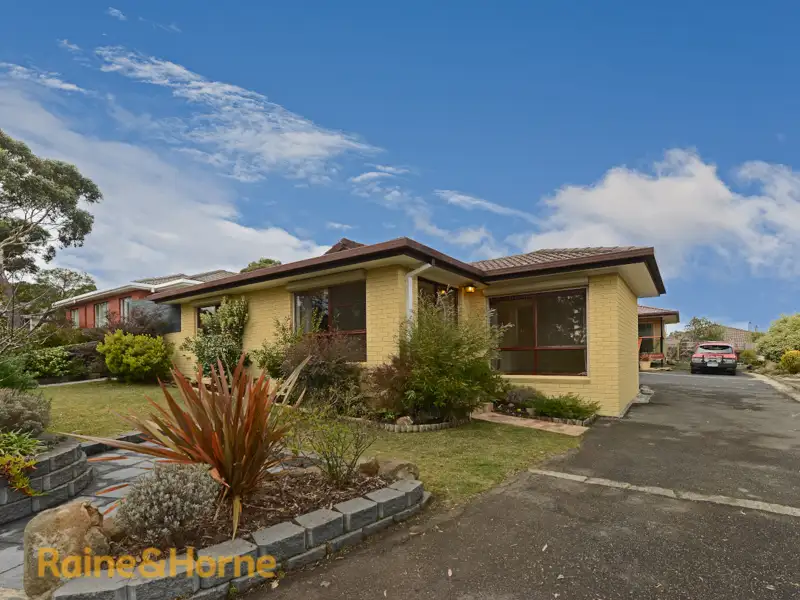 Main view of Homely unit listing, 1/14 Weemala Court, Mount Nelson TAS 7007