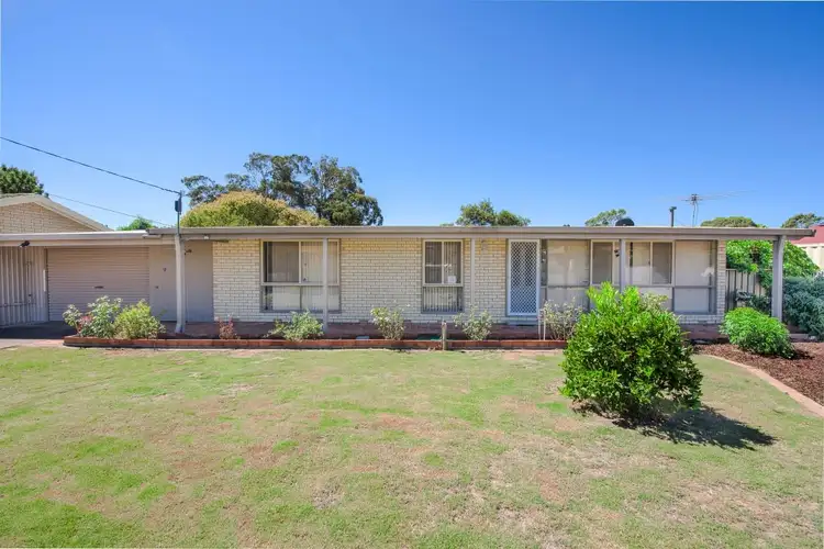 9 Acacia Road, Morphett Vale SA 5162