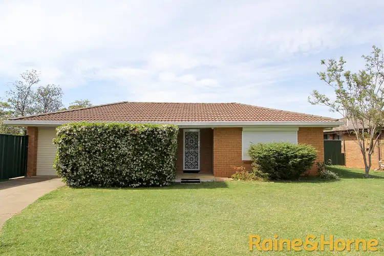 9 Parkland Place, Dubbo NSW 2830