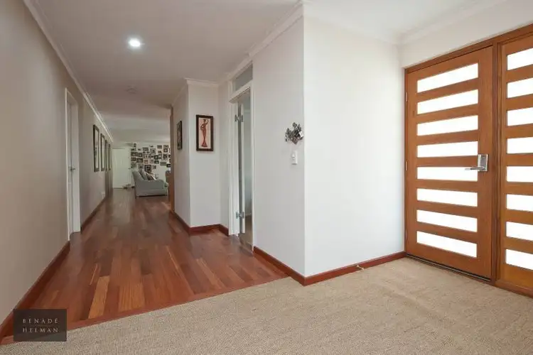 Second view of Homely house listing, 7 Cremorne Court, Kallaroo WA 6025