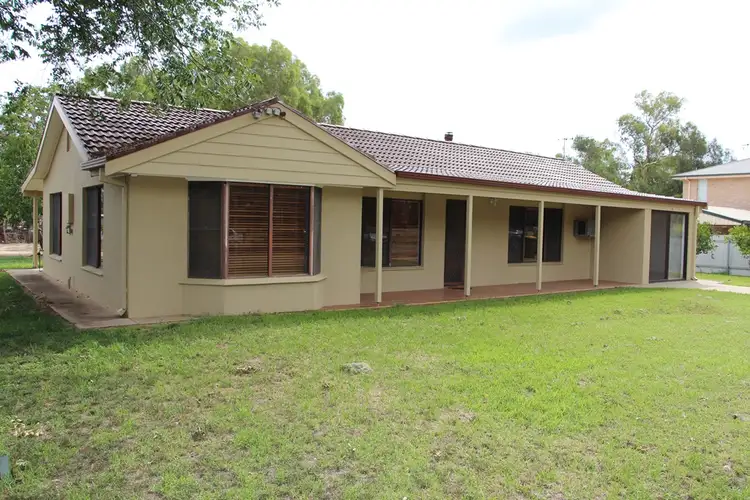 3 McBratney Street, Darlington Point NSW 2706