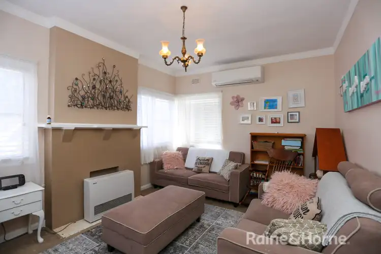 Fifth view of Homely house listing, 5 Hansard Place, West Bathurst NSW 2795