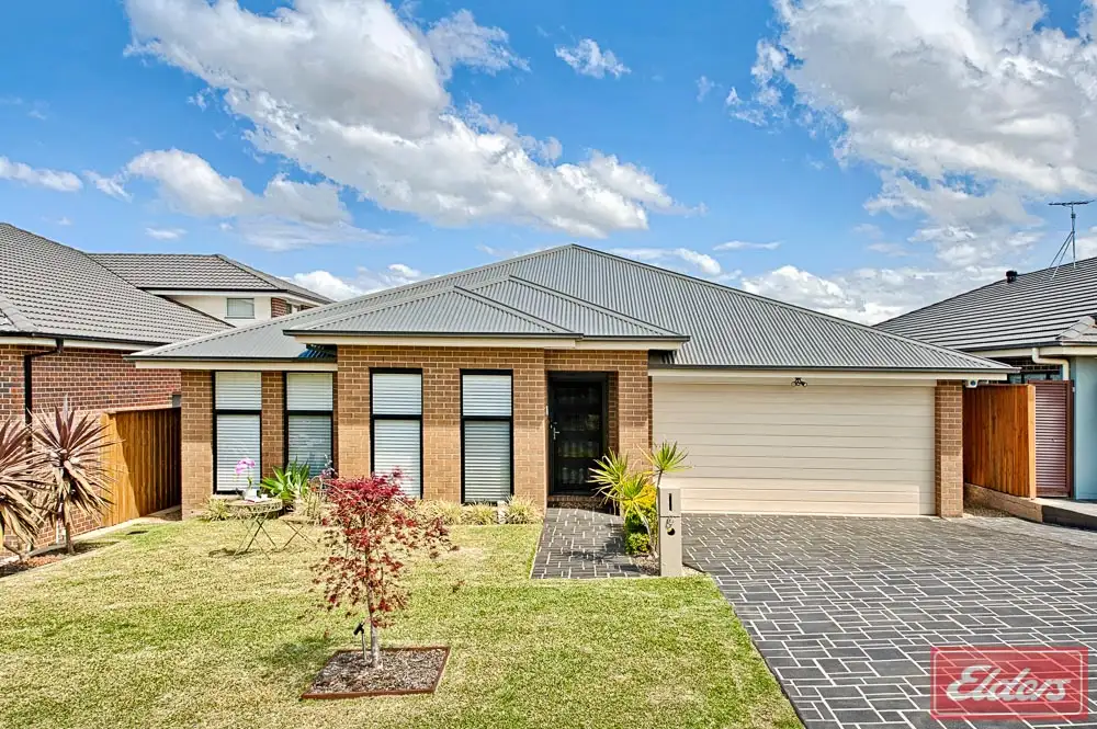 Main view of Homely house listing, 8 De Garis Cl, Middleton Grange NSW 2171