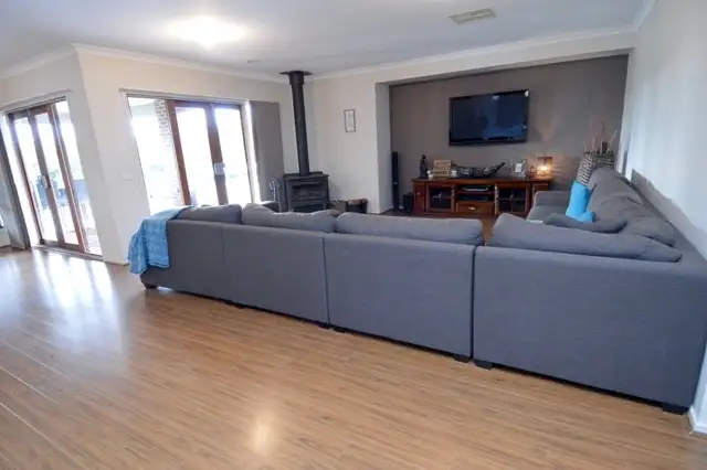 Seventh view of Homely house listing, 15 Cash Court, Echuca VIC 3564