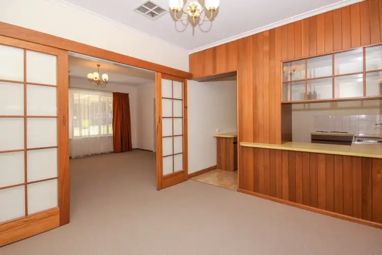 Fifth view of Homely house listing, 5 Canberra Crescent, Valley View SA 5093