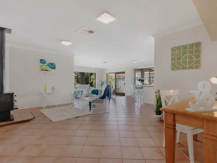 Second view of Homely house listing, 10 Touraine Vista, Port Kennedy WA 6172