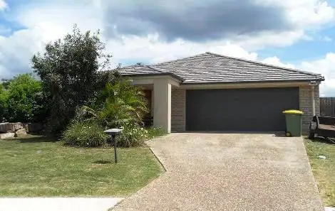 25 Dornoch Cres, Raceview QLD 4305