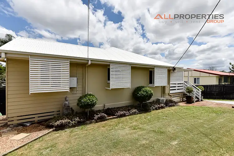 Second view of Homely house listing, 10 Warbler St, Inala QLD 4077