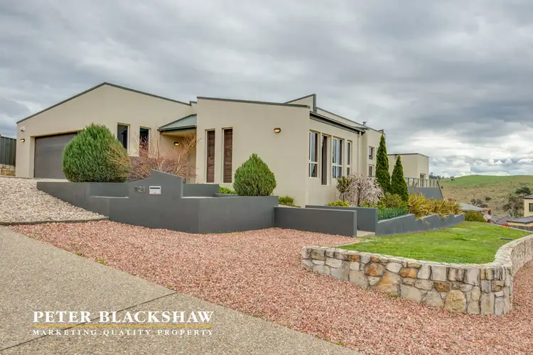 121 Waterfall Drive, Jerrabomberra NSW 2619