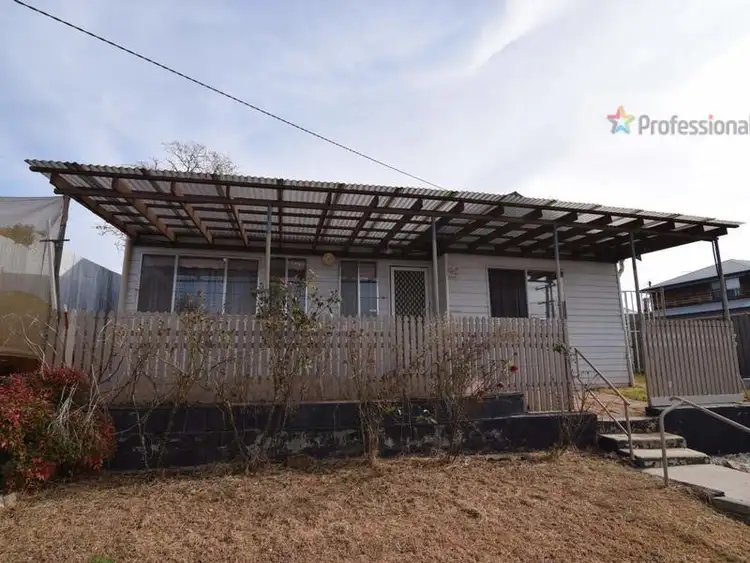 77 Bant Street, South Bathurst NSW 2795