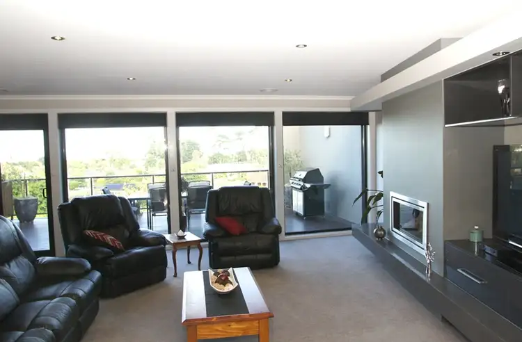 Fourth view of Homely house listing, 17 Kawana Court, Camperdown VIC 3260