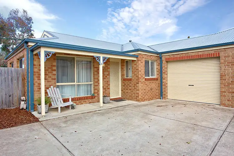 2/10 Wheat Court, Lara VIC 3212