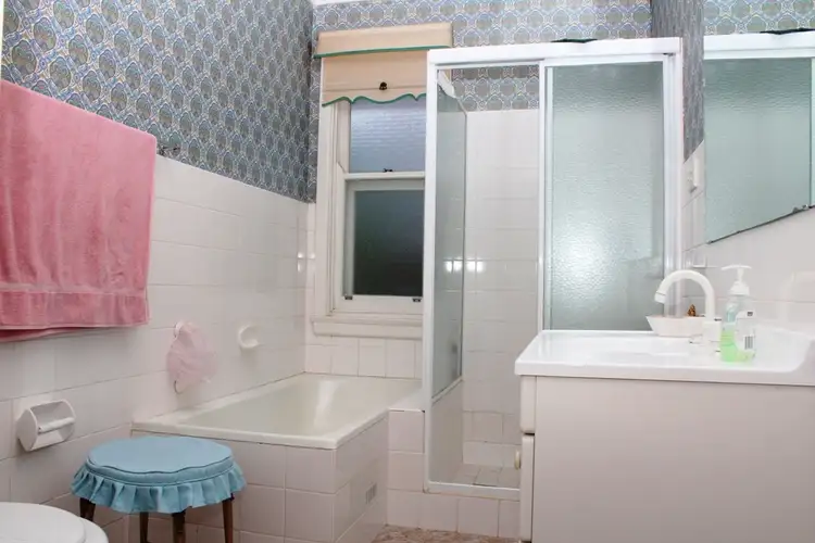 Seventh view of Homely house listing, 33 Edgell Street, West Bathurst NSW 2795