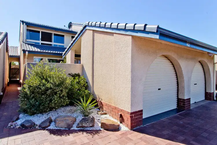 4/62 Sandpiper Place, West Lakes Shore SA 5020