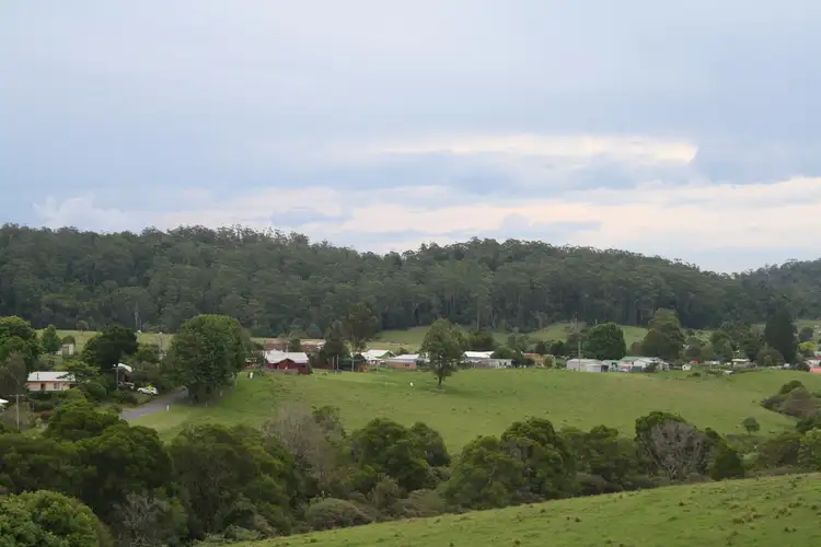 Third view of Homely house listing, 3 Hutchinson Street, Ulong NSW 2450