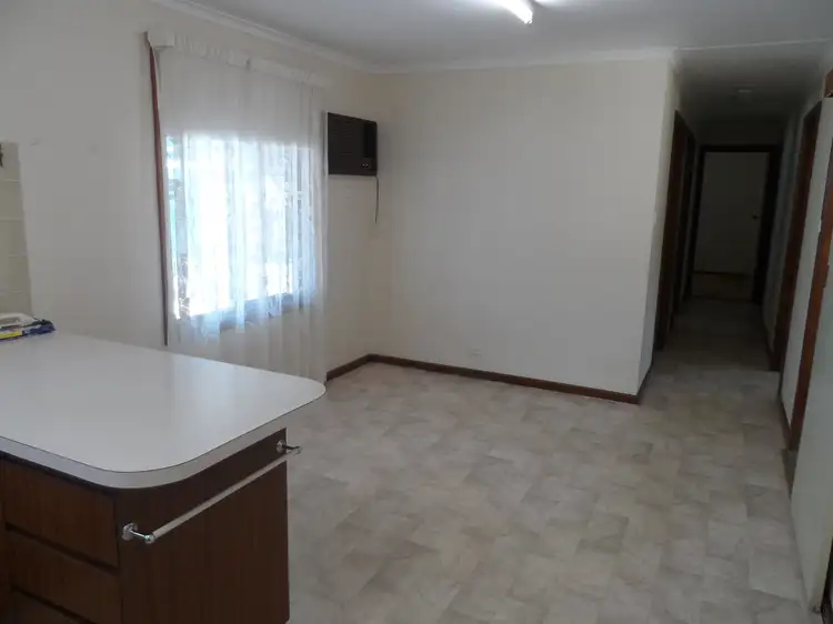 Fifth view of Homely house listing, 31 Eringa Avenue, Loxton SA 5333