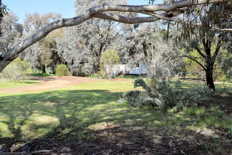265 SOUTHDOWN ROAD, Deniliquin NSW 2710