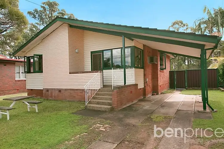 240 Captain Cook Drive, Willmot NSW 2770