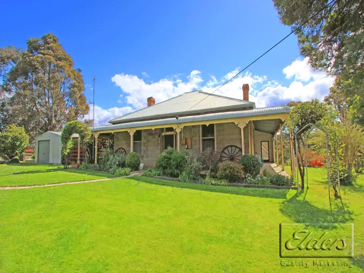 18 Station Street, Harcourt VIC 3453