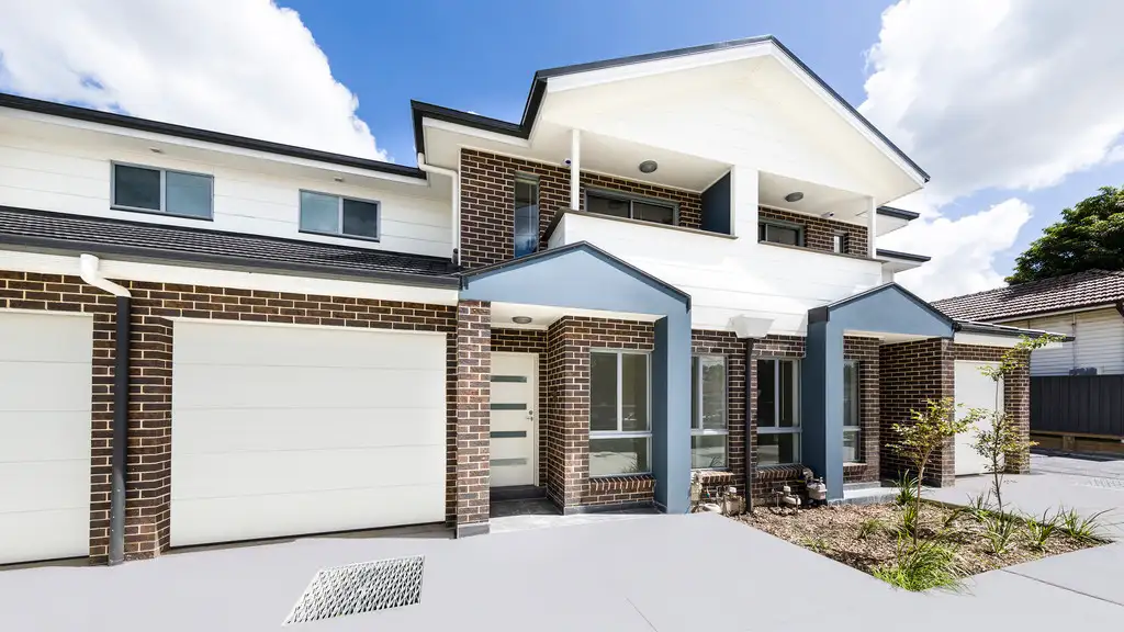 Main view of Homely townhouse listing, 2/87 Cornelia Road, Toongabbie NSW 2146