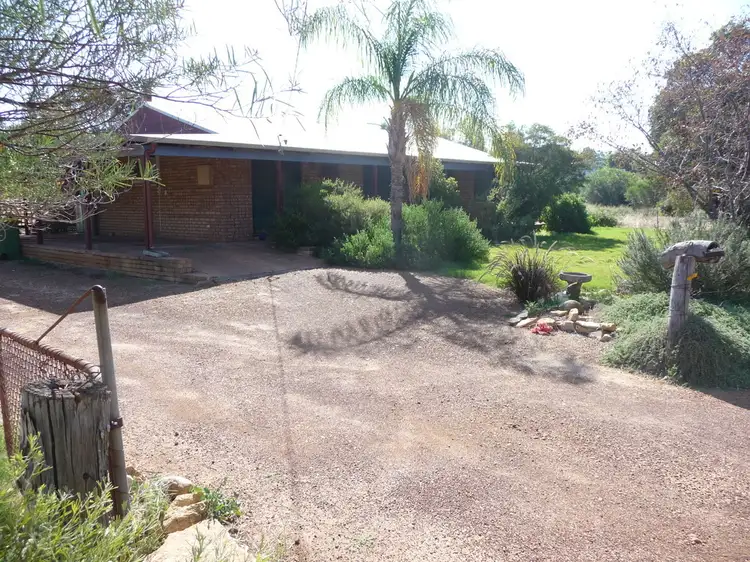 3 Gilford Street, York WA 6302