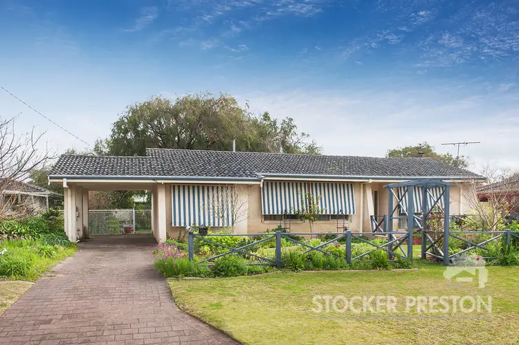 20 Lockhart Street, Broadwater WA 6280