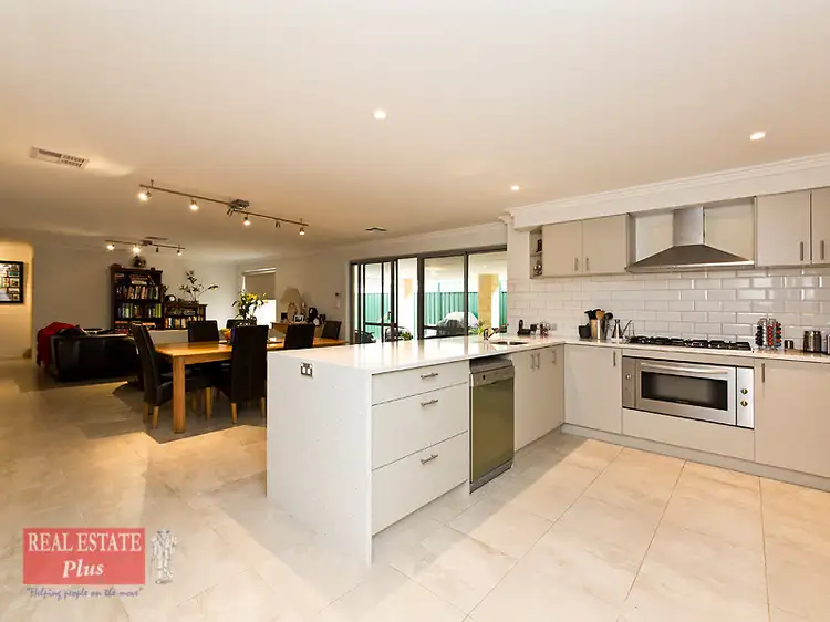 15A Cumberland Road, Forrestfield WA 6058