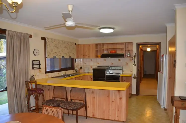 Sixth view of Homely house listing, 2 Showers Avenue, Bright VIC 3741