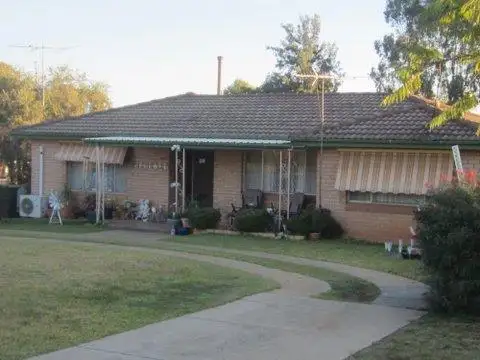 6 Mimosa Street, Coolamon NSW 2701