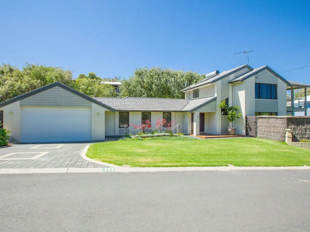 Main view of Homely house listing, 10 McCourt Place, Peppermint Grove Beach WA 6271