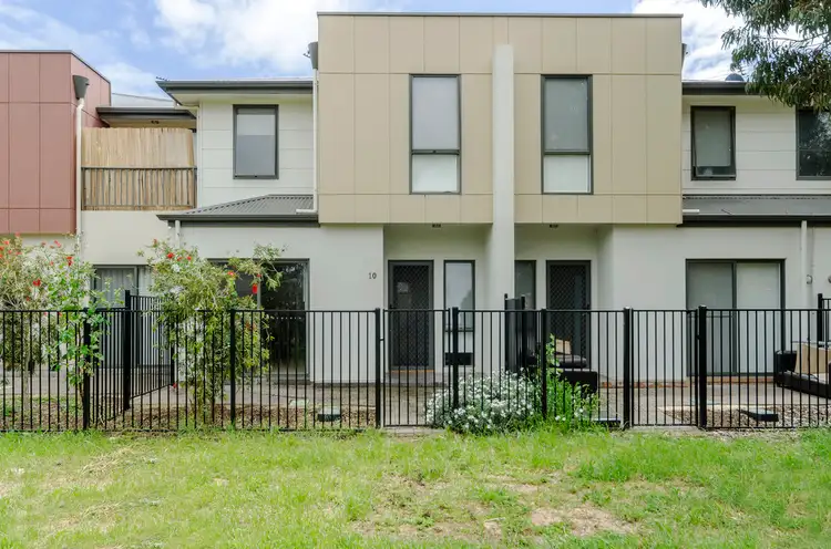 10/40 Hume Street