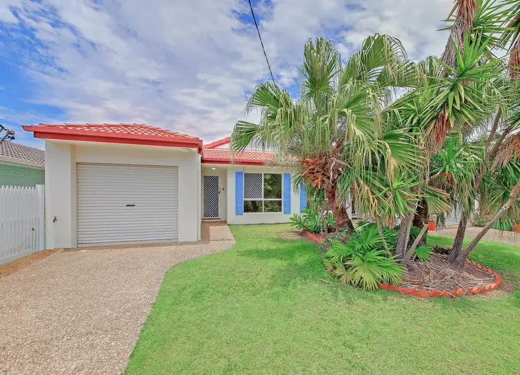 Second view of Homely semi-detached listing, 1/30 Nankeen Avenue, Paradise Point QLD 4216