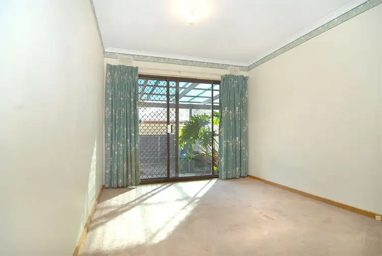 Fifth view of Homely house listing, 4 De Conno Court, Campbelltown SA 5074