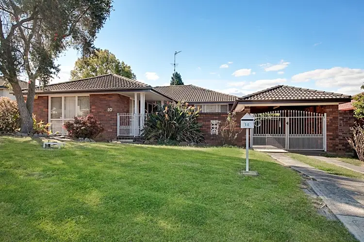 10 Richmond Crescent, Campbelltown NSW 2560
