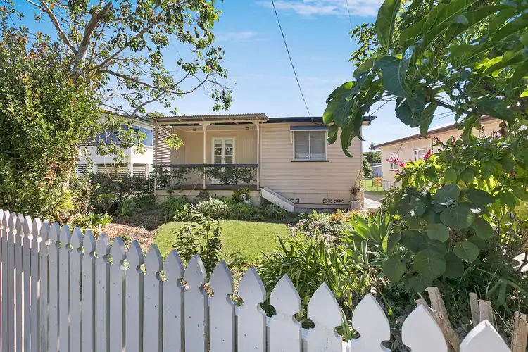 91 SELINA STREET, Wynnum QLD 4178