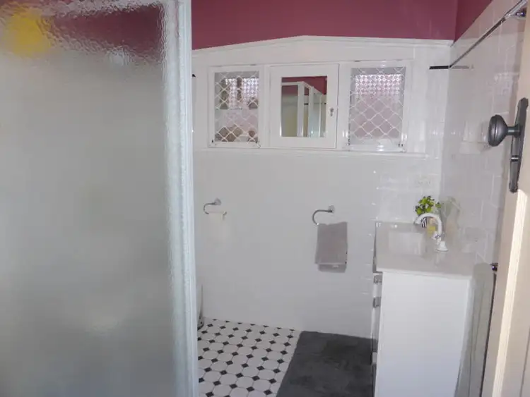 Fourth view of Homely house listing, 11 Elizabeth Street, Parkes NSW 2870