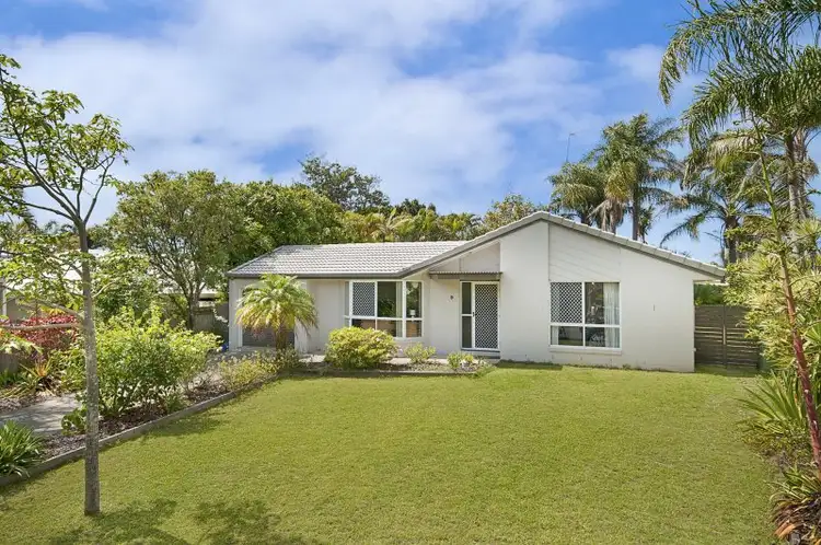 9 Conner Place, Sunrise Beach QLD 4567