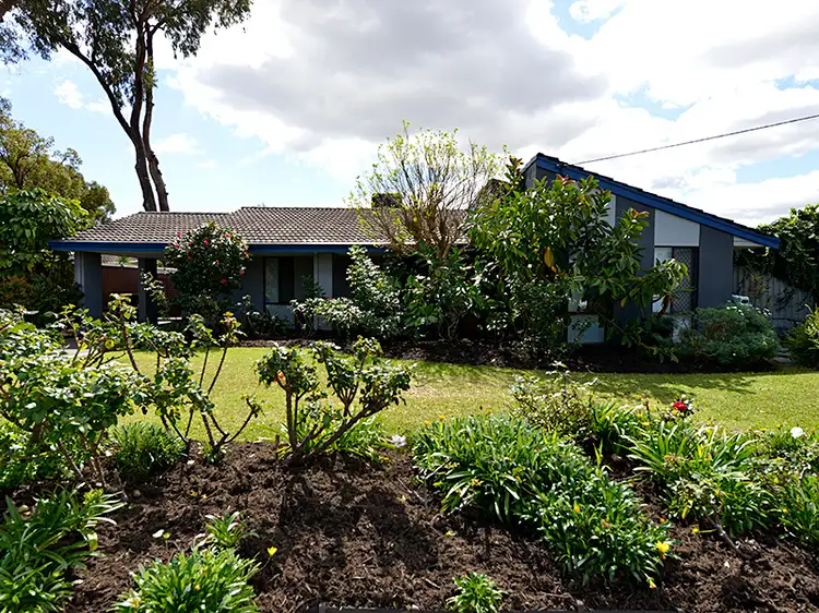 19 Strathaven Crescent, Greenwood WA 6024