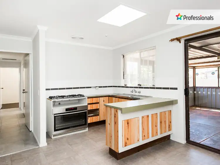 Fourth view of Homely house listing, 18 McKeown Court, Armadale WA 6112
