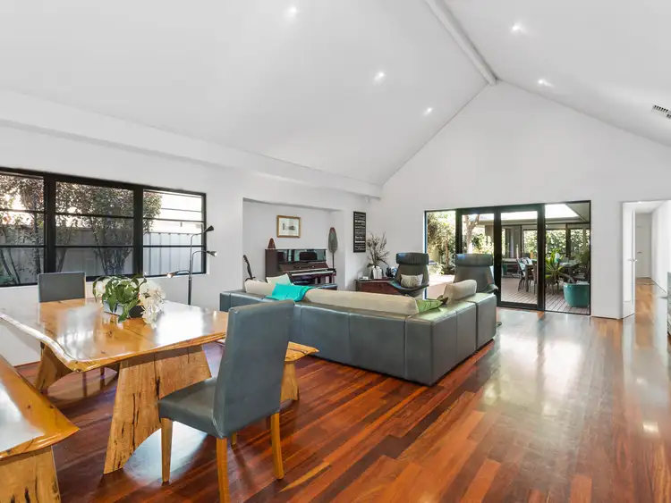 Fifth view of Homely house listing, 9 Isabella Crescent, Manning WA 6152