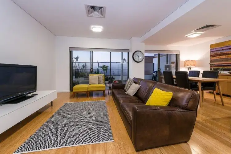 Fourth view of Homely townhouse listing, 6/359 Oxford Street, Mount Hawthorn WA 6016