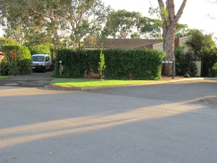 Second view of Homely house listing, 1/9 Glencairn Way, Parkwood WA 6147