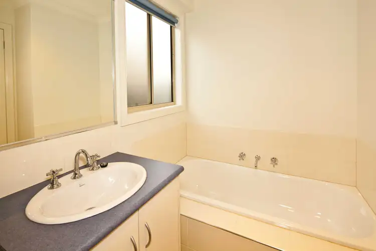 Sixth view of Homely house listing, 38 Ashwood Gardens, Mitchell Park VIC 3355